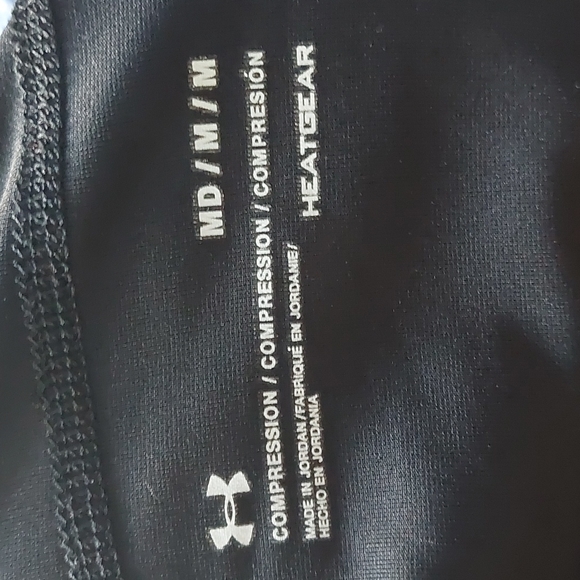 Under Armour Compression Capri Leggings - Picture 3 of 3